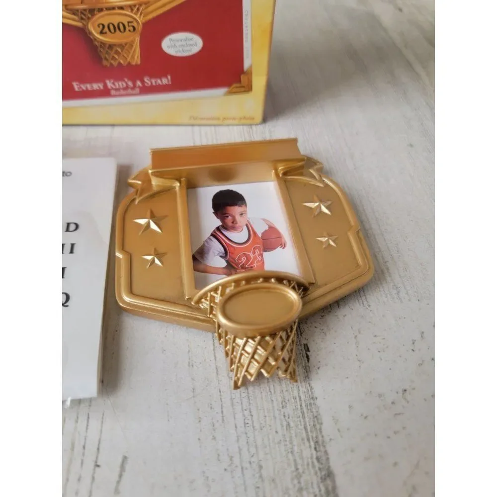 Hallmark‎ basketball every kid's a star! 2005 ornament Xmas